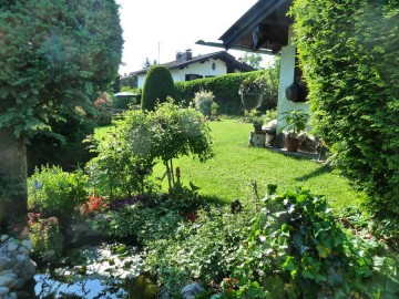 Ferienwohnungen – Gartenansicht